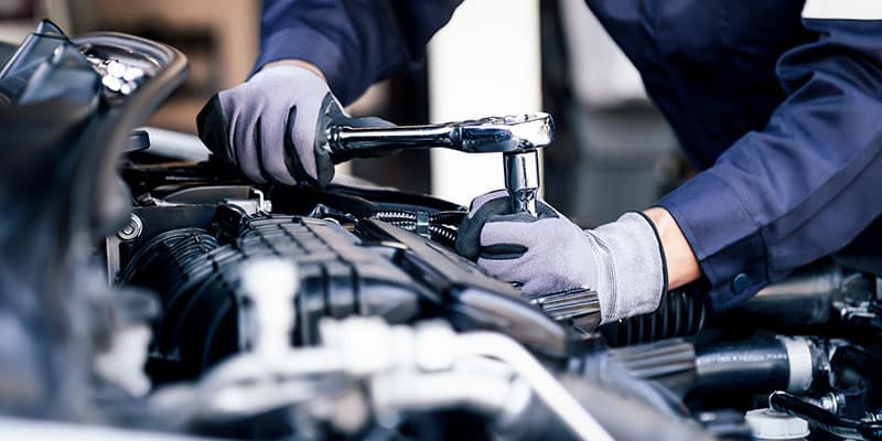 autofficina-meccanica-per-riparazioni-borgomanero